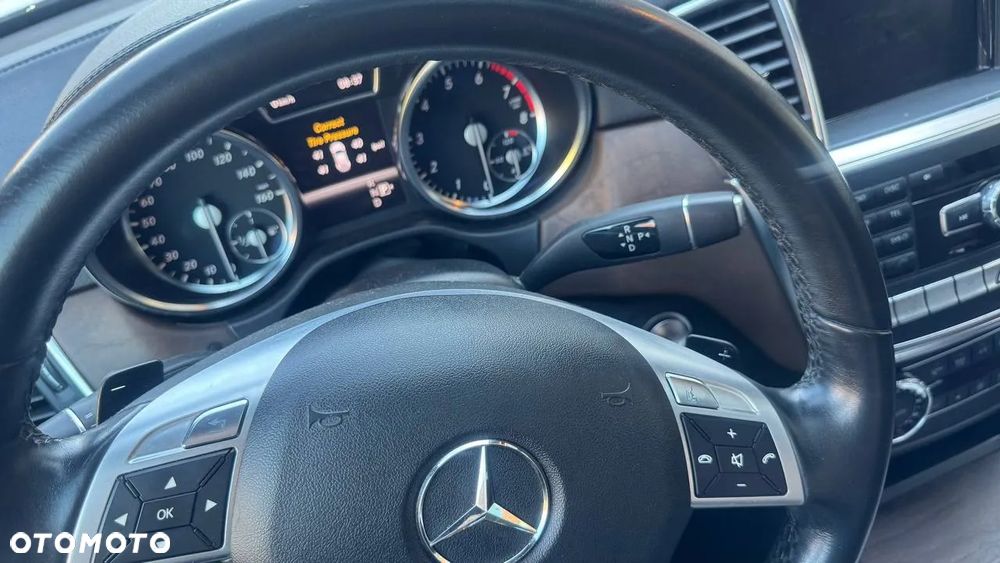 Mercedes-Benz GL 500 4Matic (BlueEFFICIENCY) 7G-TRONIC - 7