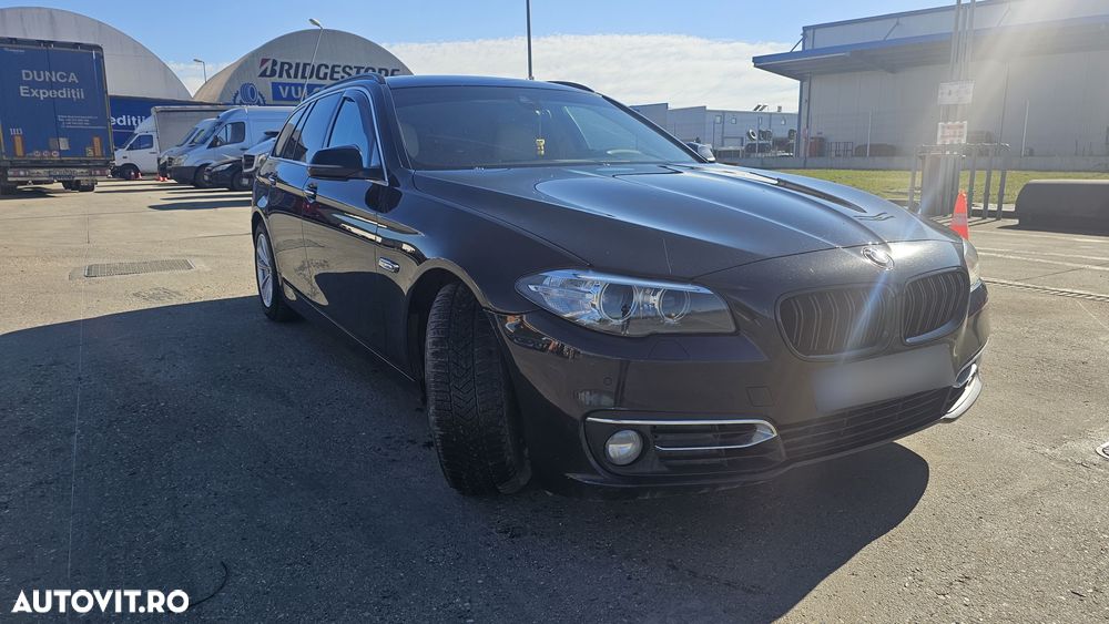 BMW Seria 5 520d Aut. Luxury Line - 8