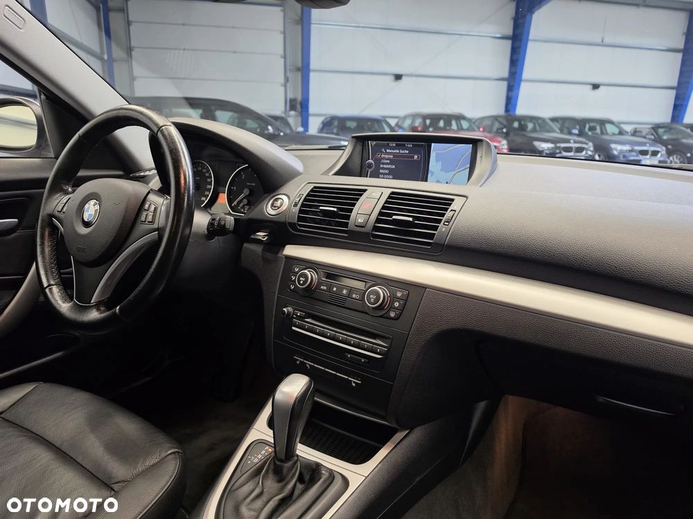 BMW Seria 1 118d DPF Edition Lifestyle - 27