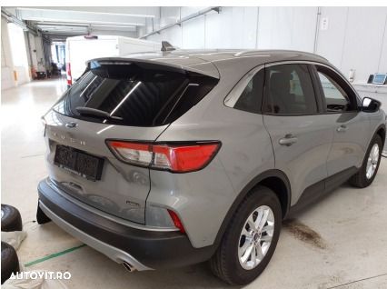 Ford Kuga - 2