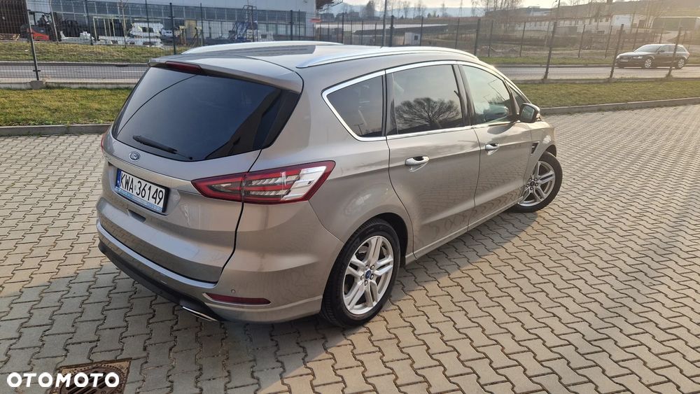 Ford S-Max 2.0 TDCi Titanium - 4