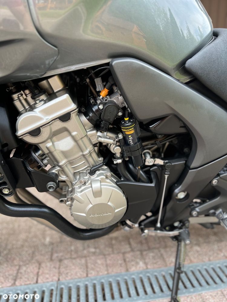 Honda CBF - 21