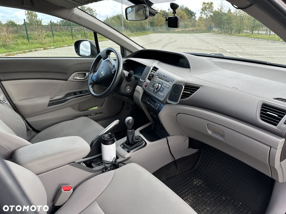 Honda Civic 1.8 Comfort - 33