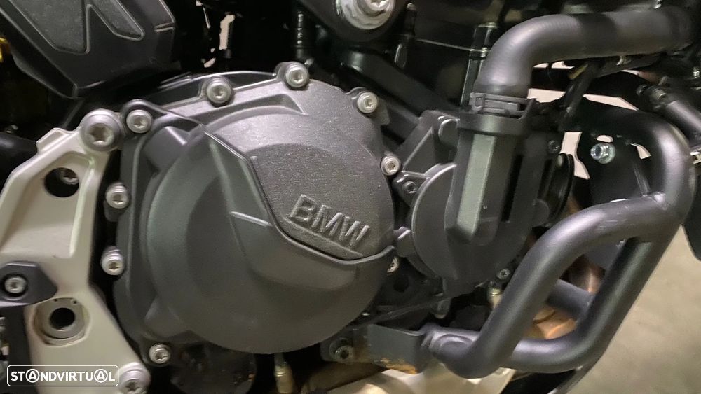 BMW F 900 GS Triple Black - 9