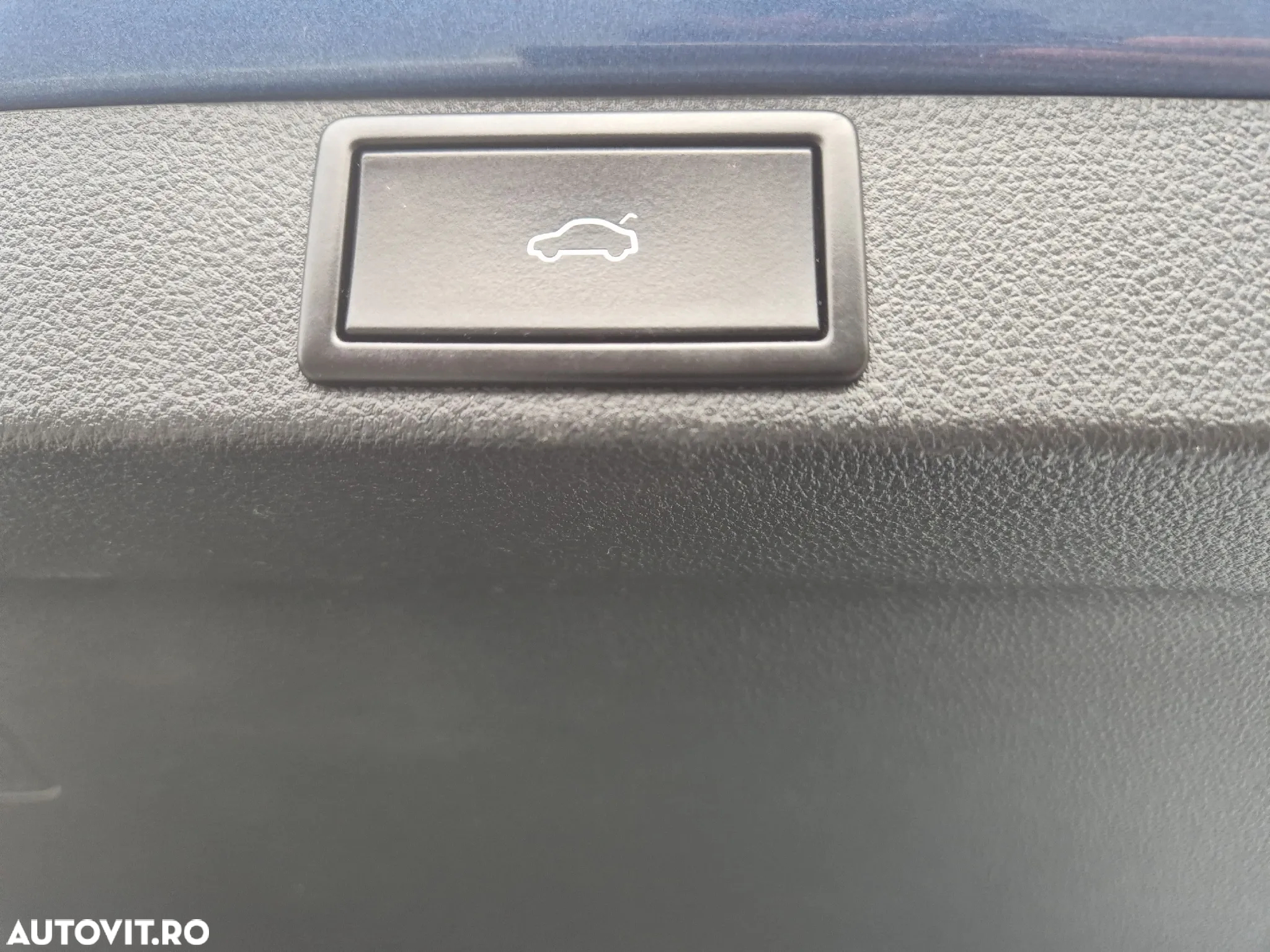 Skoda Octavia Combi 2.0 TDI DSG Style - 32