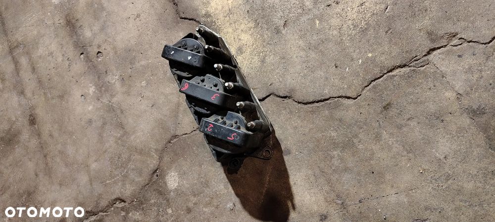 Opel Monterey 3.2 V6 części - 17