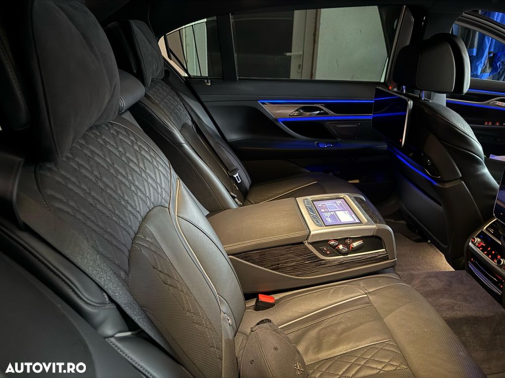 BMW Seria 7 745Le xDrive AT PHEV - 9