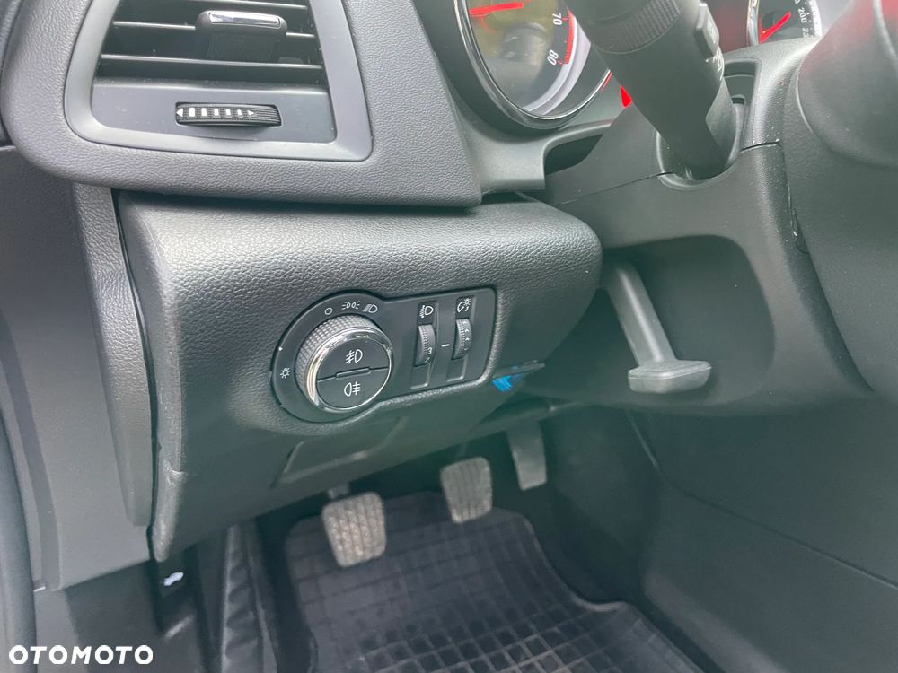 Opel Astra 1.6 Essentia EU6 - 26