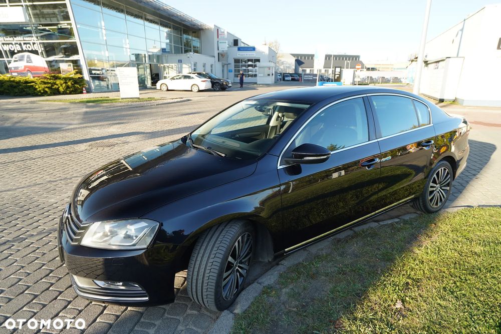 Volkswagen Passat - 27