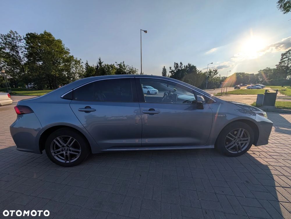 Toyota Corolla 1.8 Hybrid Comfort - 13