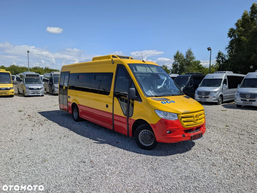 Mercedes-Benz Sprinter 517 - 1