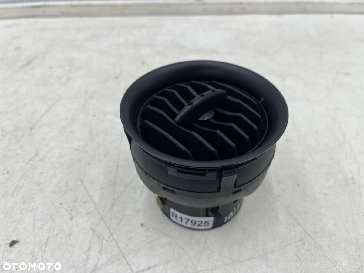 Kratka nawiewu Seat Ibiza 3 III 6L Cordoba II 02-08r. ŚRODKOWA prawa lewa nadmuchu deski wnętrza - 1
