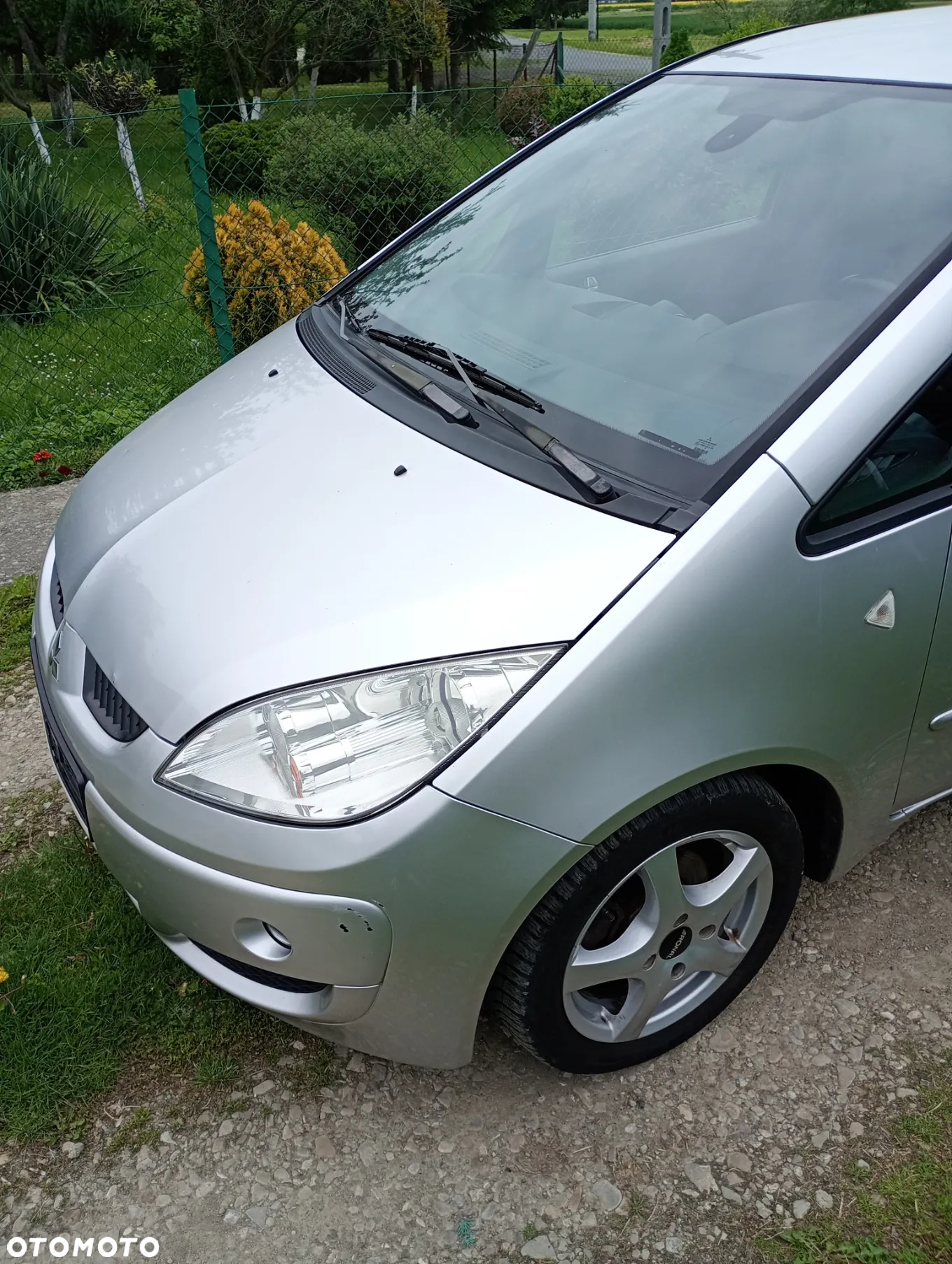 Mitsubishi Colt - 3