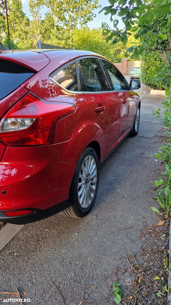 Ford Focus - 13