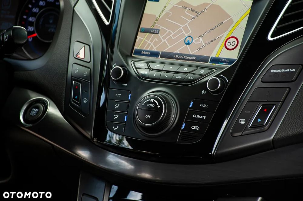 Hyundai i40 2.0 Premium - 23