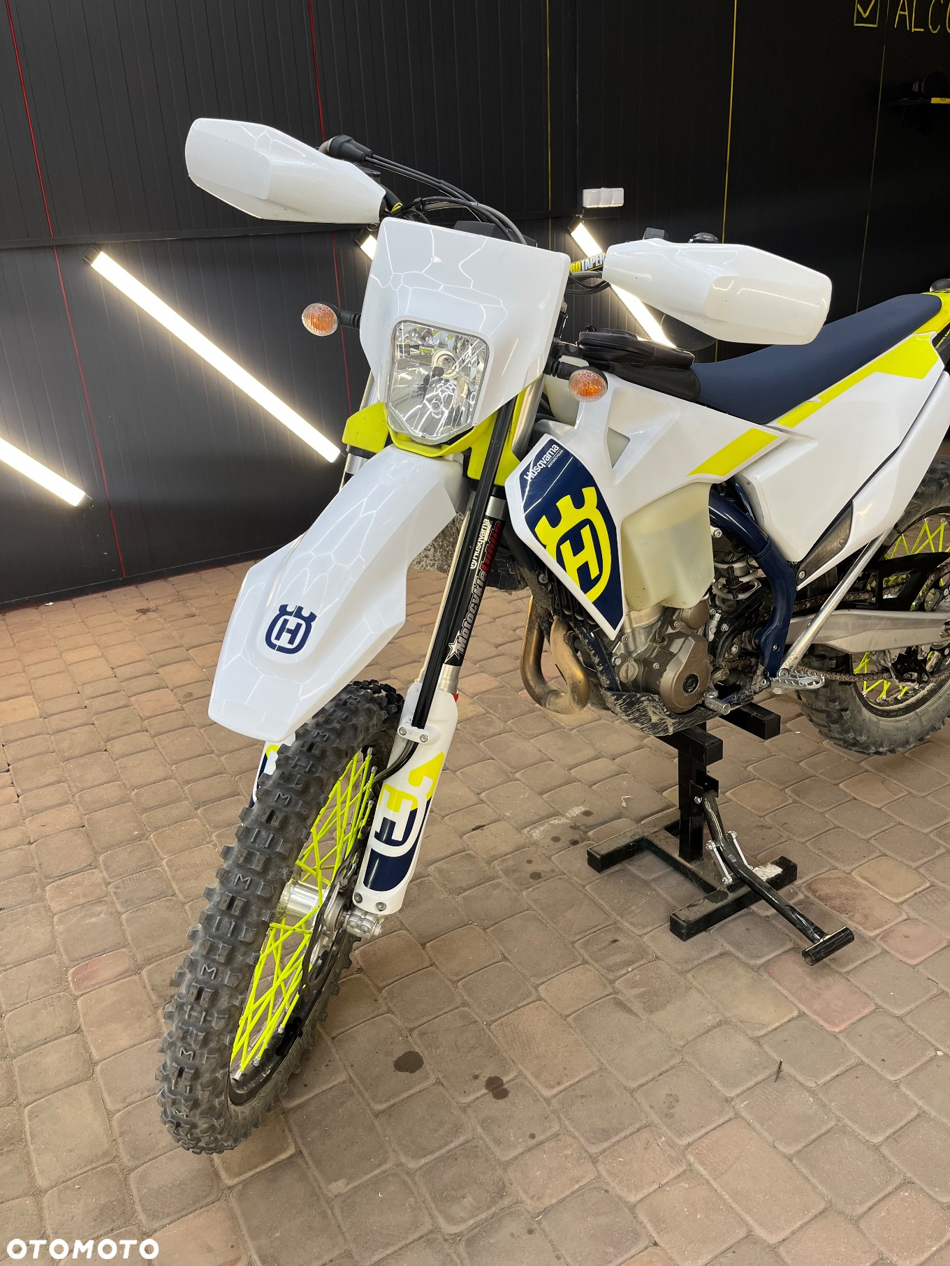 Husqvarna FE