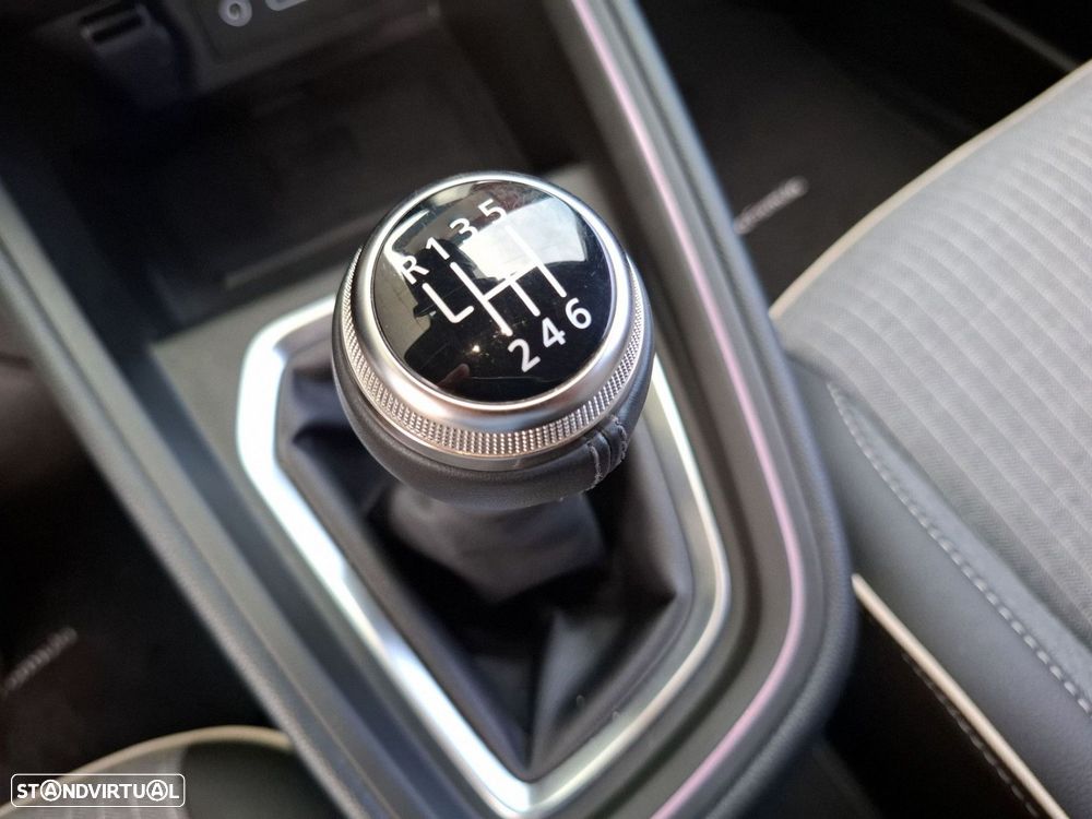 Renault Clio 1.0 TCe Techno - 15