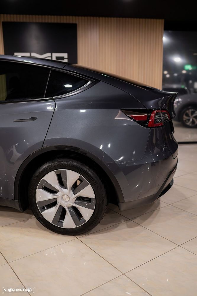 Tesla Model Y RWD - 45