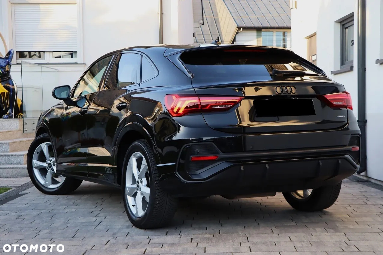 Audi Q3 Sportback - 6