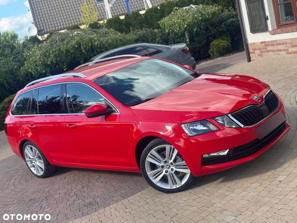 Skoda Octavia Combi 1.6 TDI DSG Premium Edition - 4