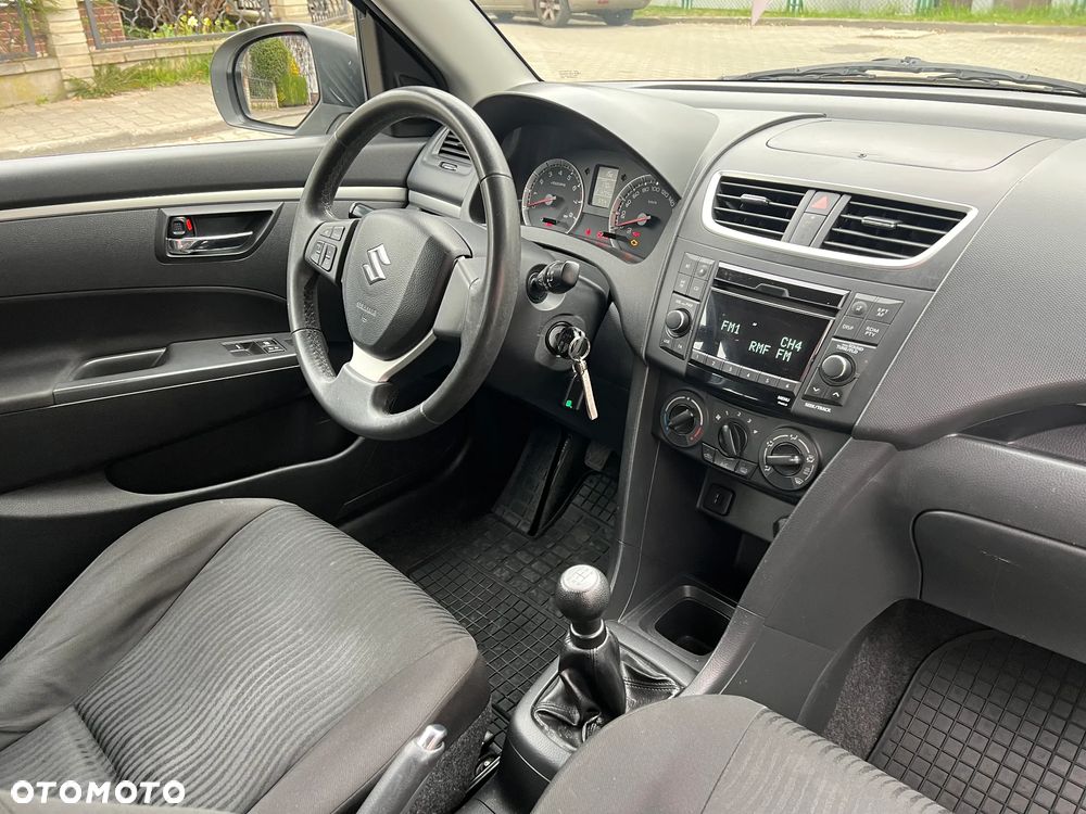 Suzuki Swift 1.2 Club - 13