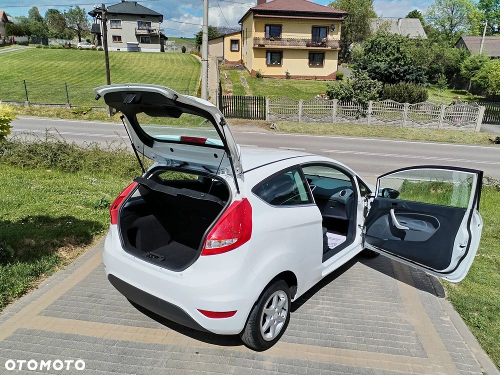 Ford Fiesta - 8