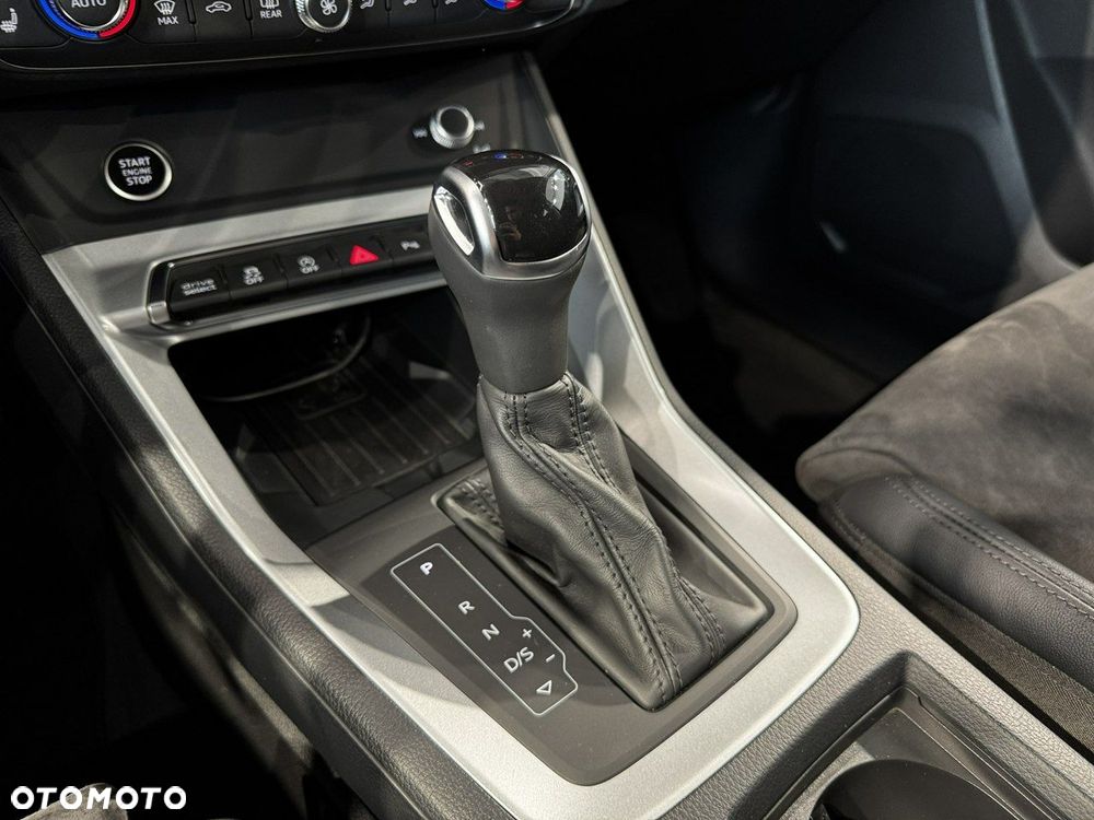 Audi Q3 Sportback - 28