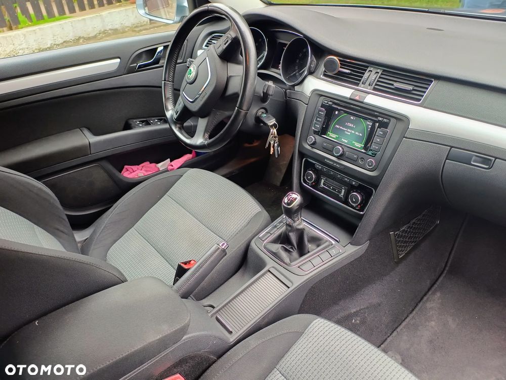 Skoda Superb 1.6 TDI Active Greenline - 9