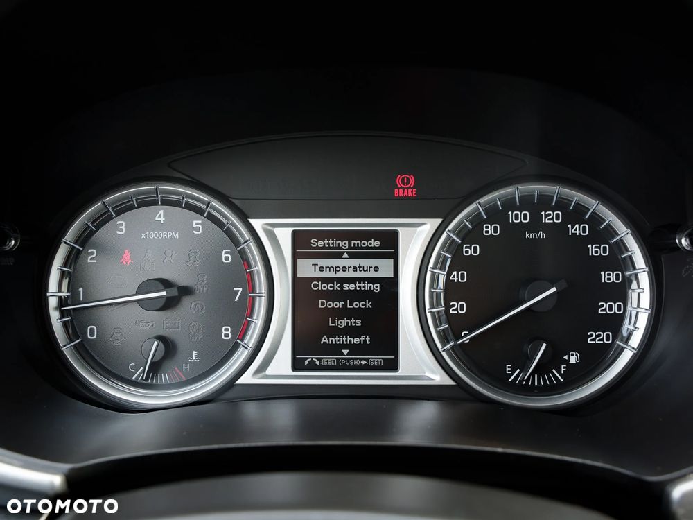 Suzuki Vitara 1.6 XLED 2WD - 38