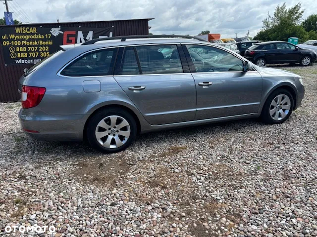 Skoda Superb 1.6 TDI Comfort / Active Greenline - 11