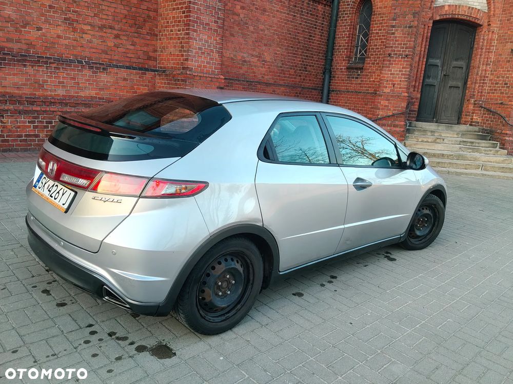 Honda Civic 1.8i-VTEC Sport - 14