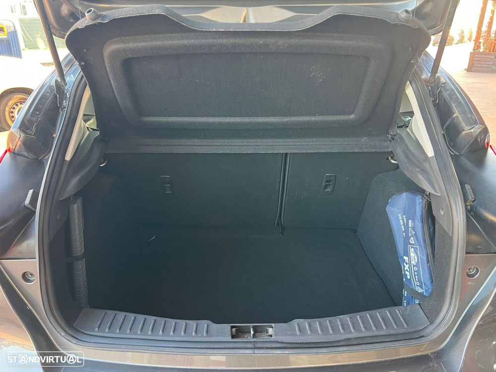 Ford Focus 1.0 SCTi Titanium - 13