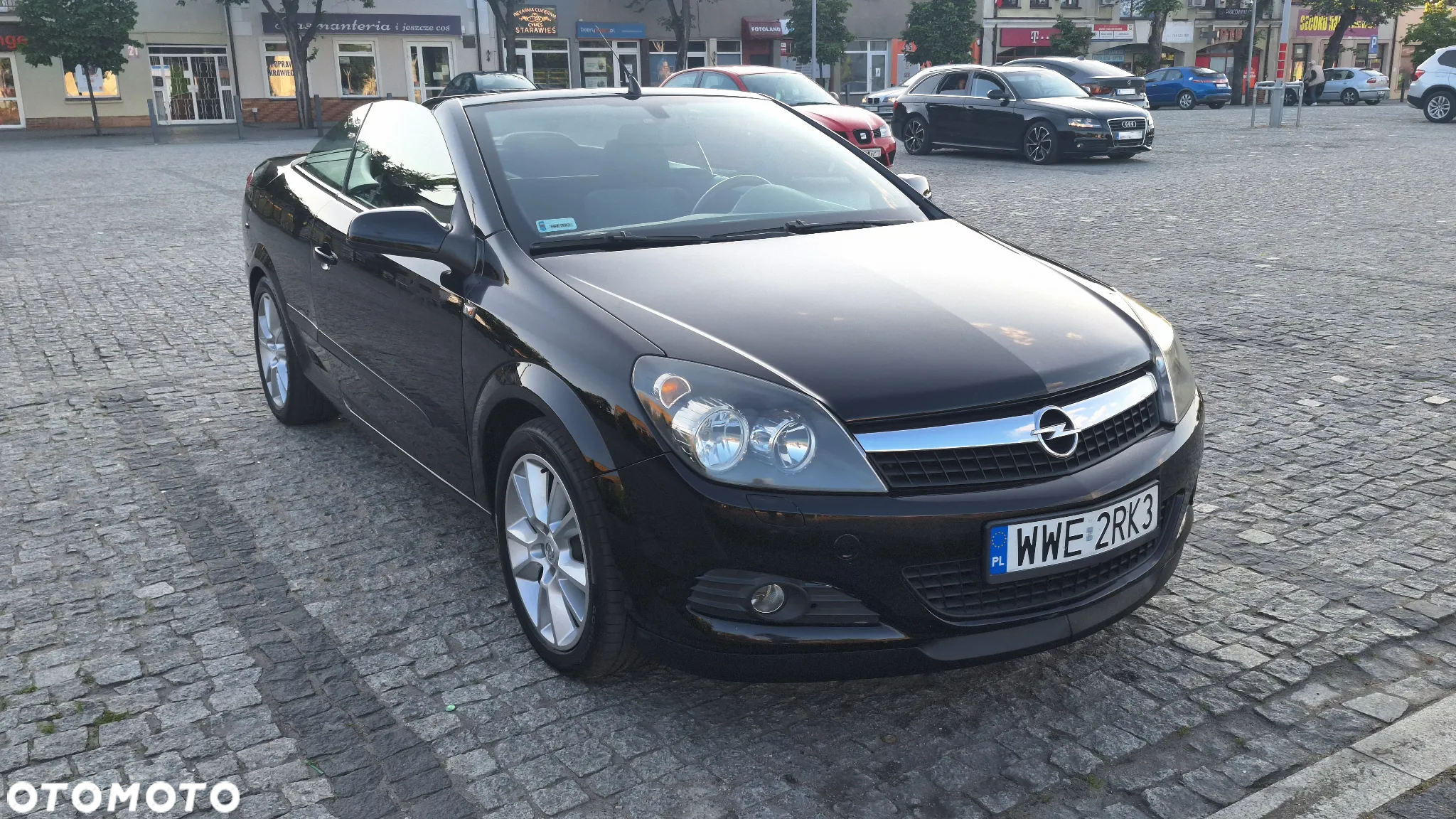 Opel Astra TwinTop 1.8 Enjoy - 12