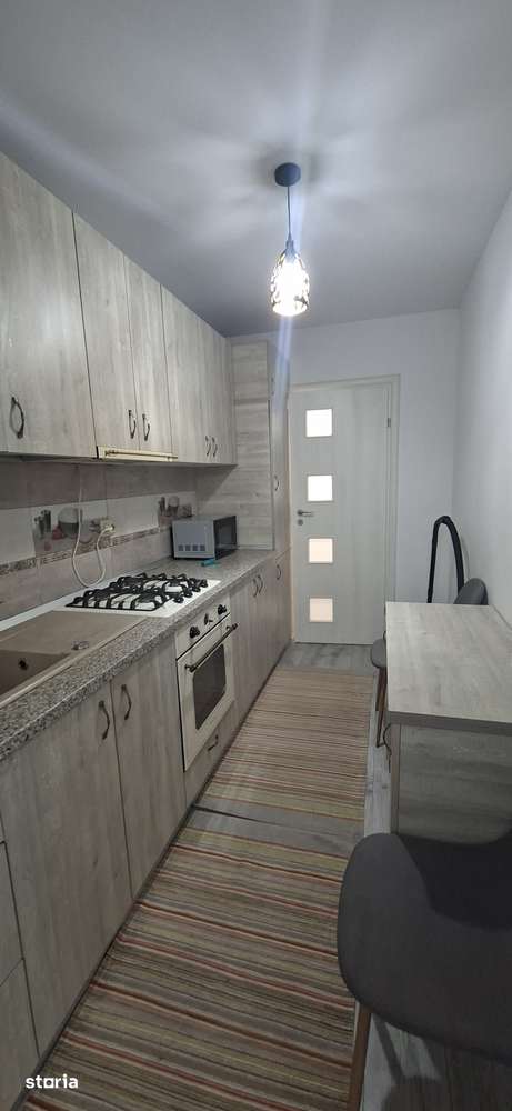 Apartament cu doua camere, decomandat, parcare subterana, Tătărași — fotografia 3
