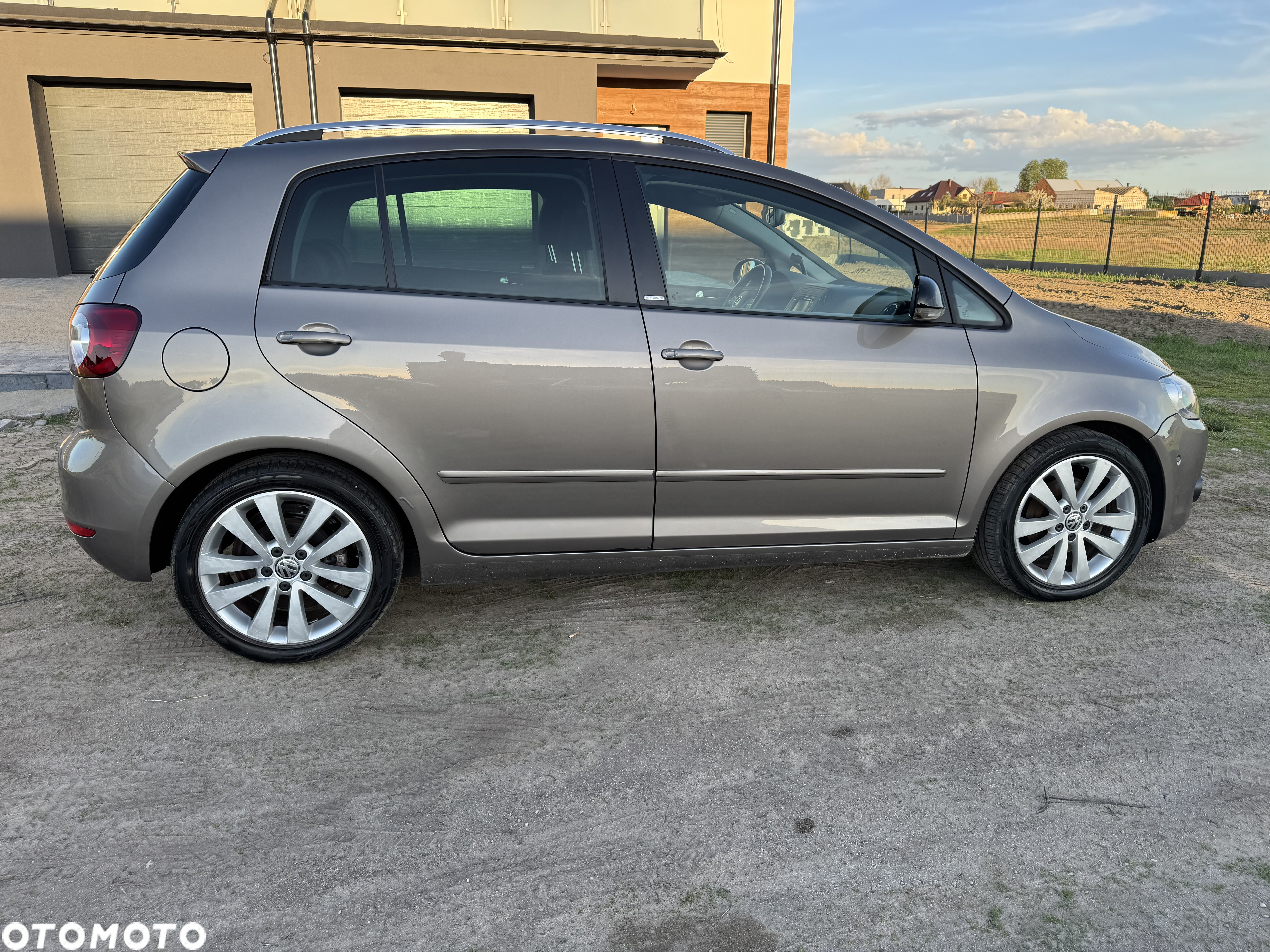 Volkswagen Golf Plus 1.4 TSI DSG Style - 11