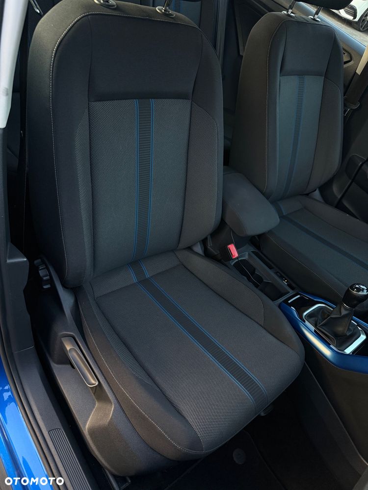 Volkswagen T-Roc 1.0 TSI Advance - 32