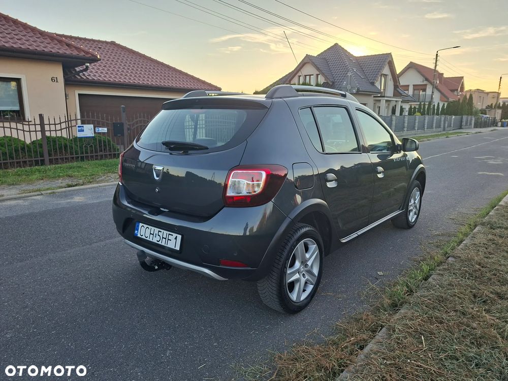 Dacia Sandero Stepway TCe 90 Easy-R Celebration - 3