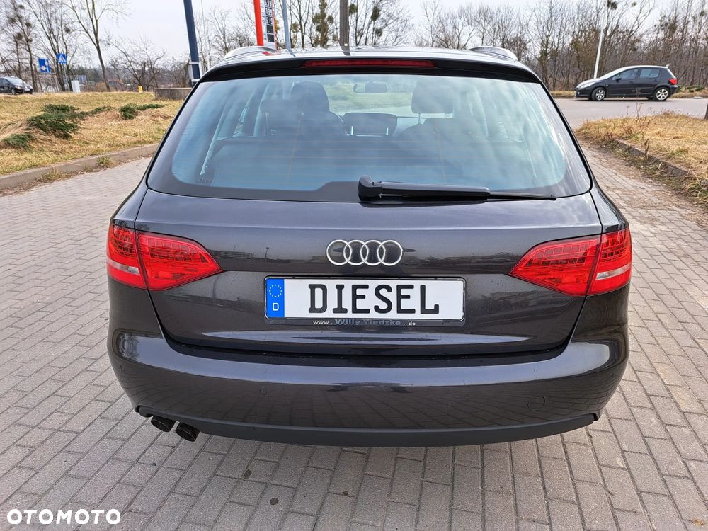Audi A4 Avant - 9