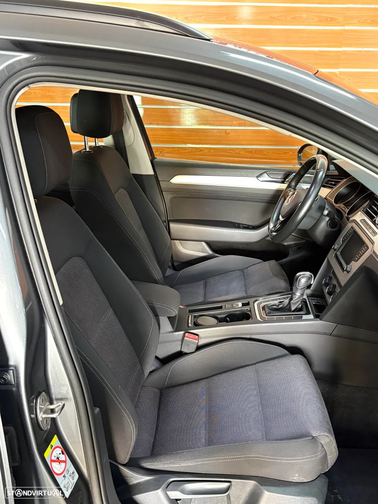 VW Passat 2.0 TDI Confortline DSG - 9