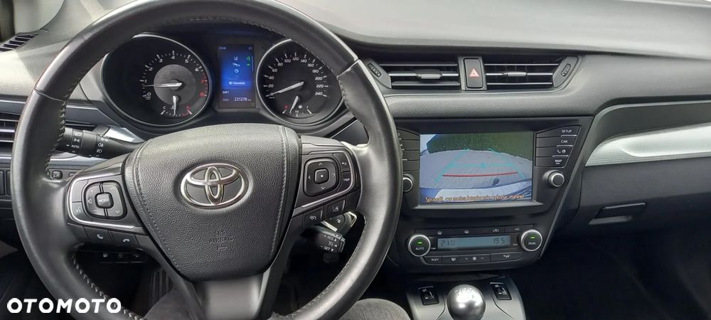 Toyota Avensis 1.8 Executive - 13