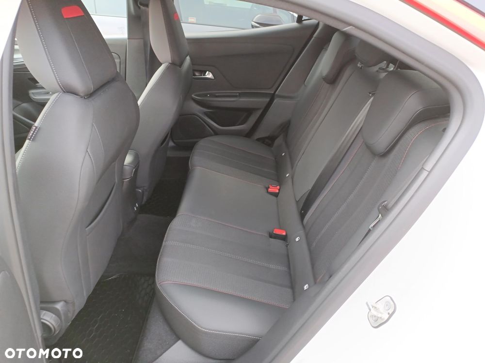 Opel Mokka 1.2 T GS S&S - 11