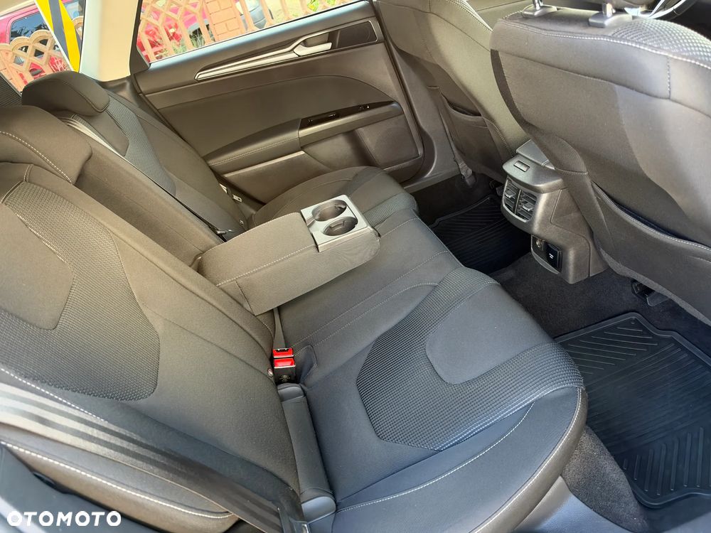 Ford Mondeo 2.0 EcoBlue Titanium - 33