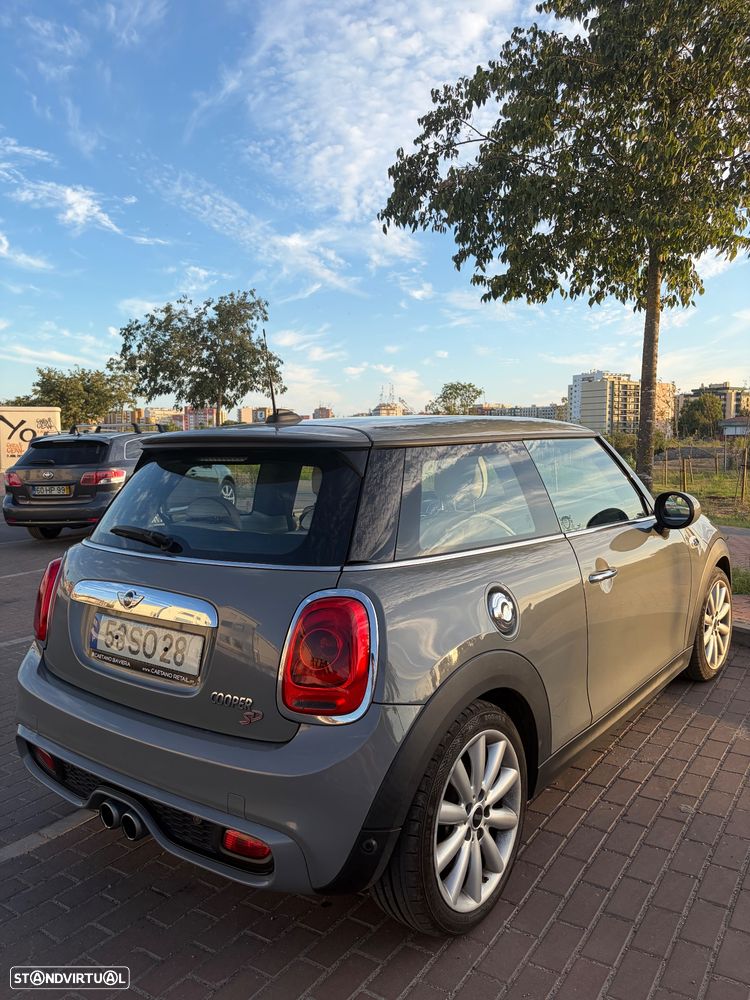MINI 3 Portas Cooper SD - 2