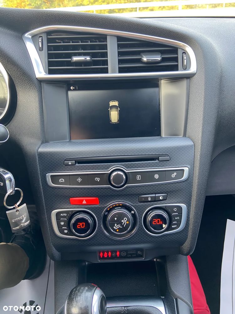 DS Automobiles DS 4 Crossback - 21