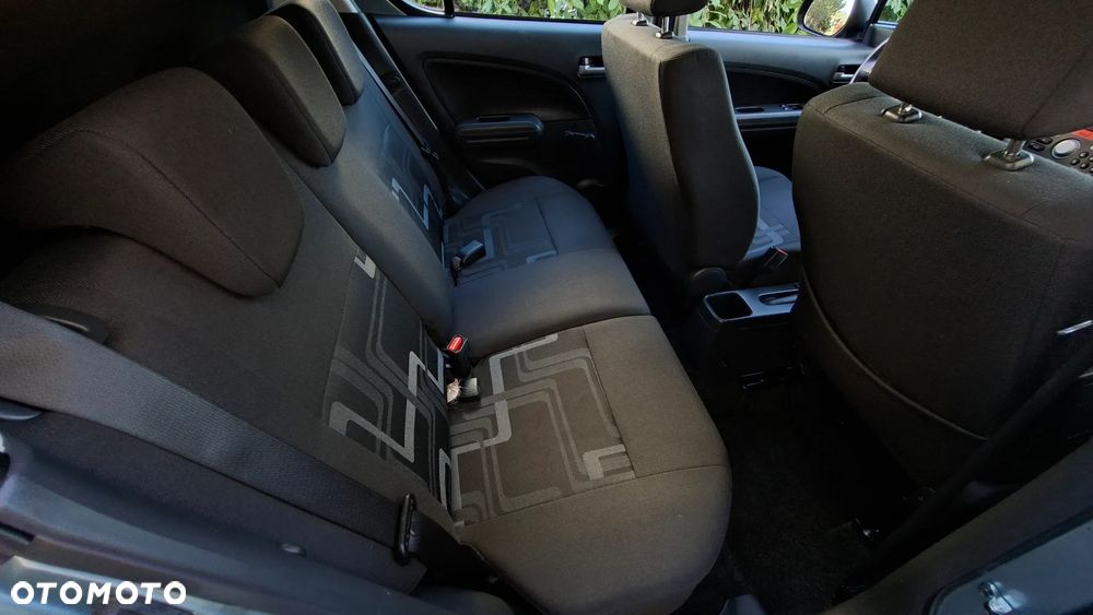 Suzuki Splash 1.0 Comfort - 14