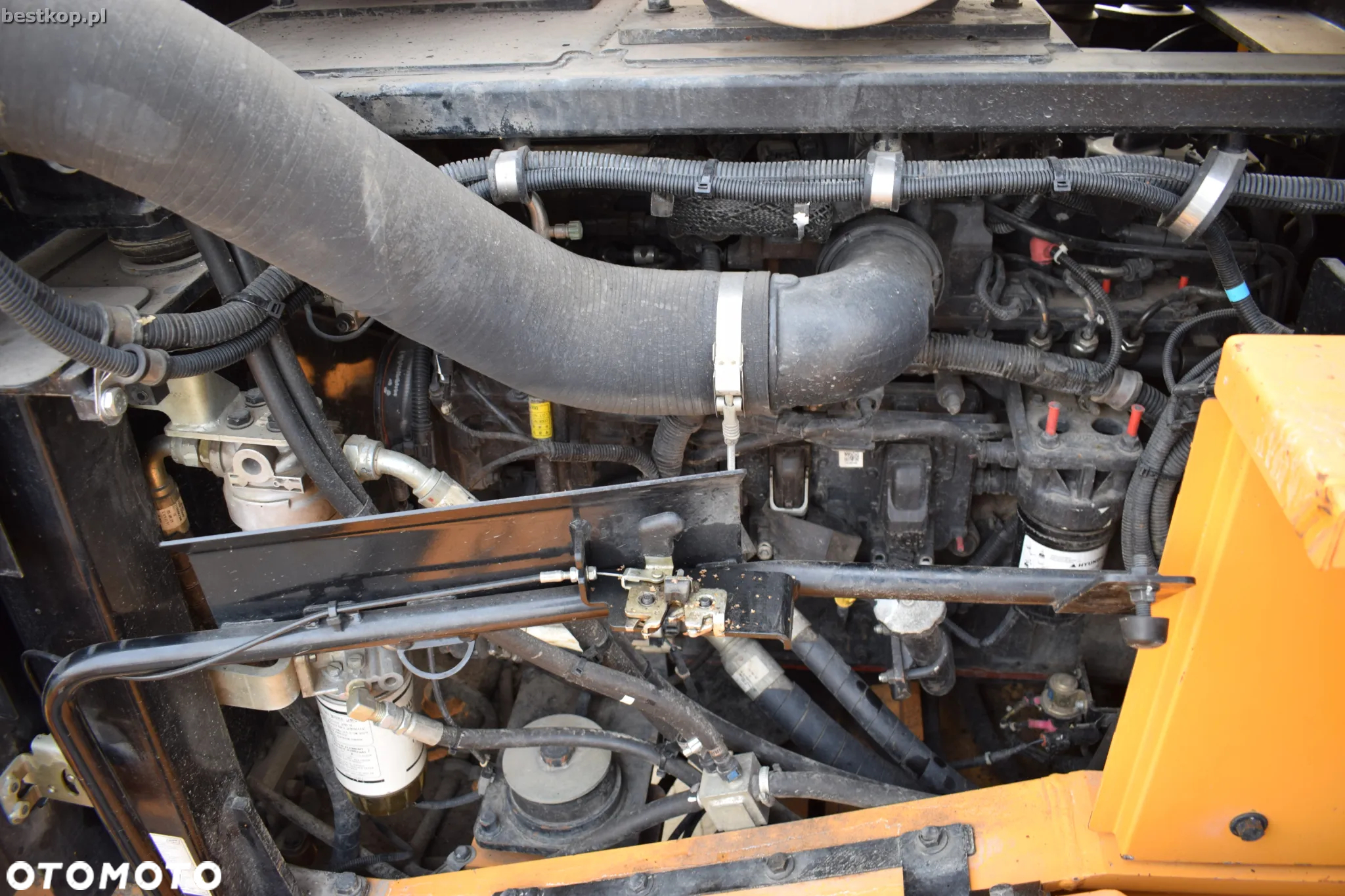 Hyundai HL965 - 39