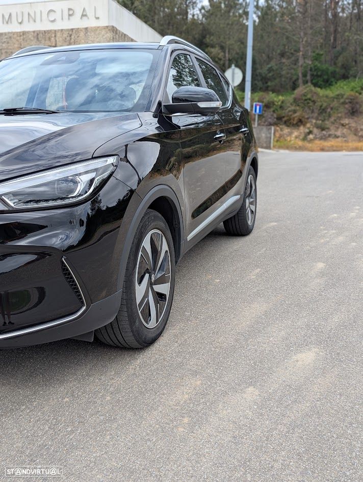 MG ZS EV 72.6 kWh Luxury - 5