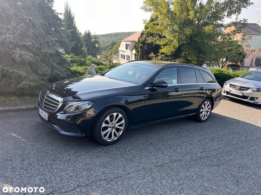 Mercedes-Benz Klasa E 220 d 9G-TRONIC - 2