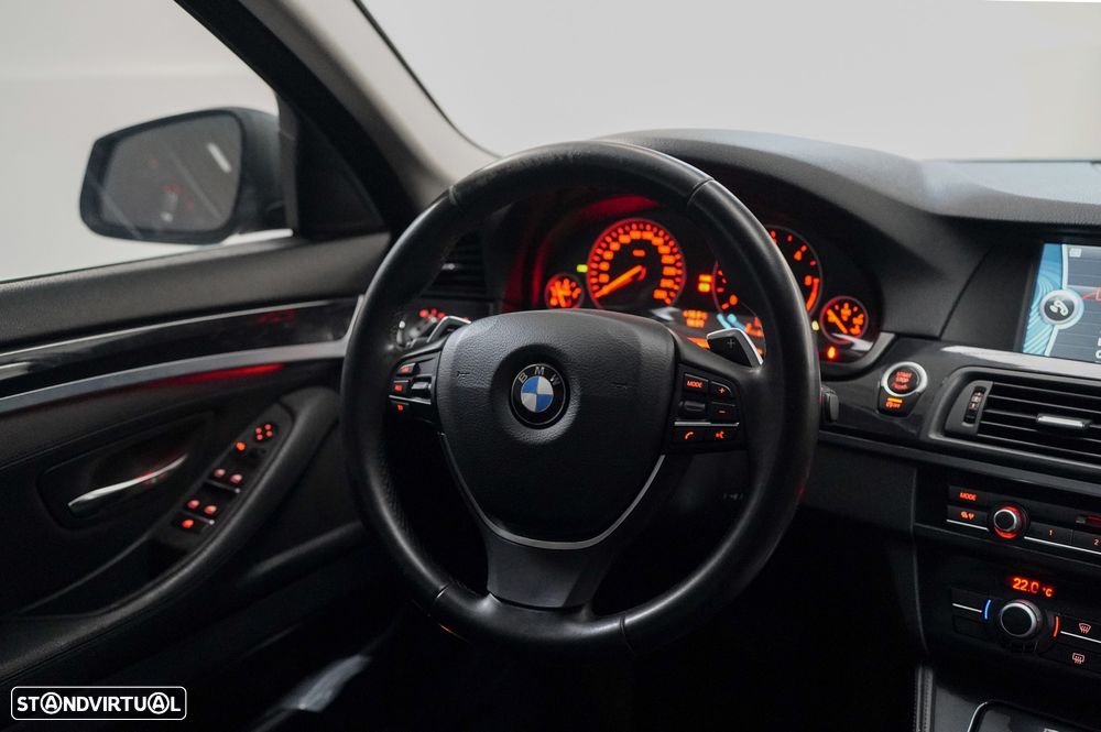 BMW 520 d Auto - 2