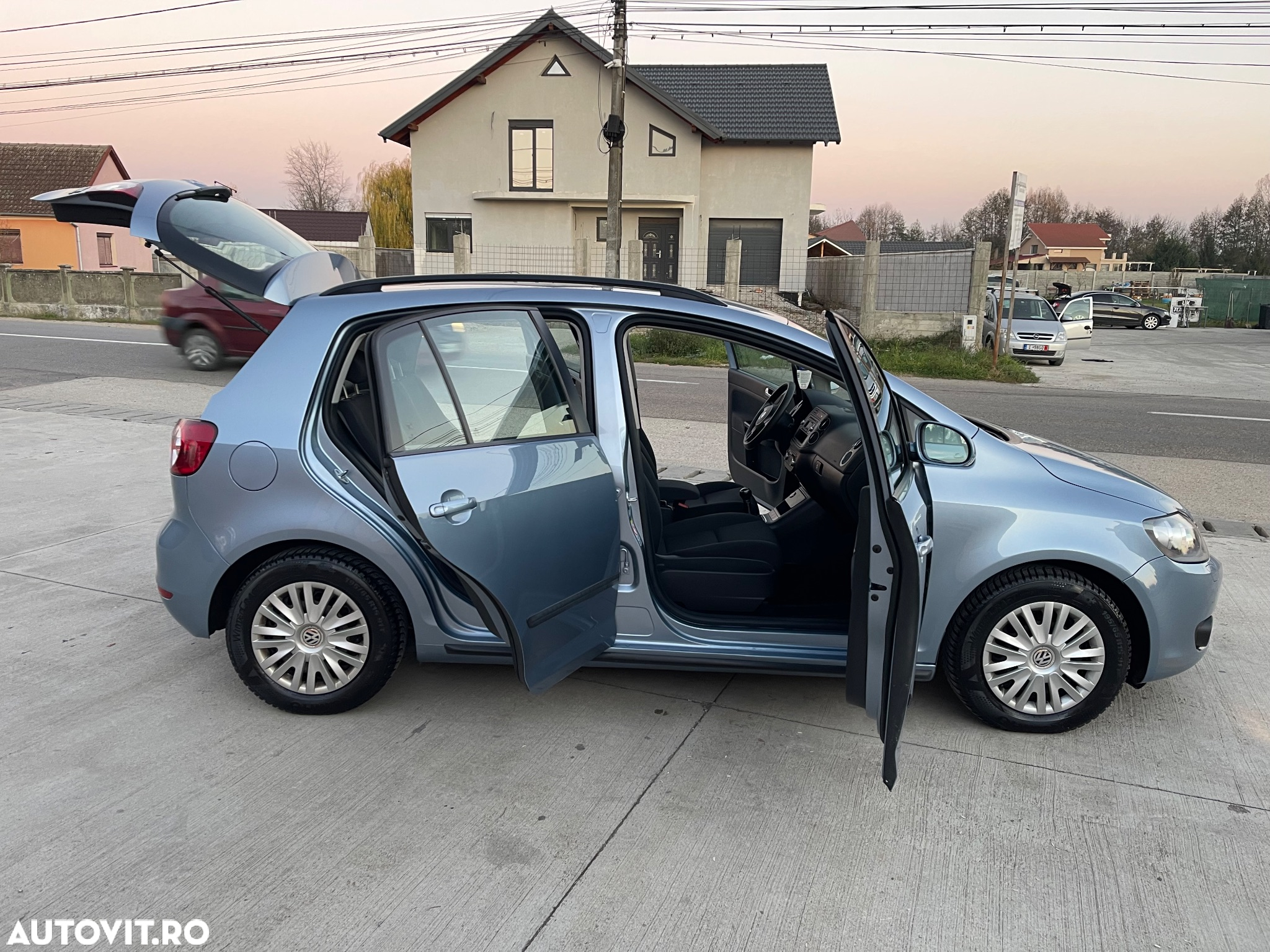 Volkswagen Golf Plus 1.6 TDI DPF BMT Trendline - 24